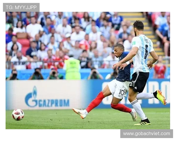 球长体育为用户提供详细的体育赛事数据统计与分析,帮助运动爱好者做出科学的比赛预测 球长体育为用户提供详细的体育赛事数据统计与分析,帮助运动爱好者做出科学的比赛预测